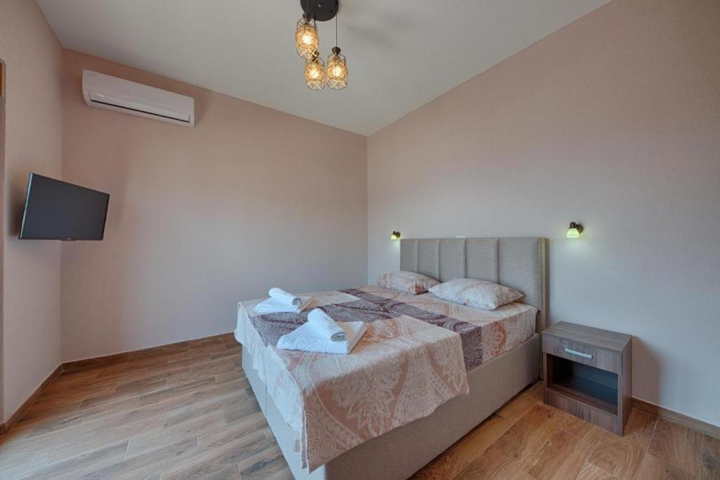 Apart Hotel Xxl Lux Dobra Voda Εξωτερικό φωτογραφία